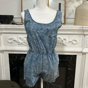 Daniel romper